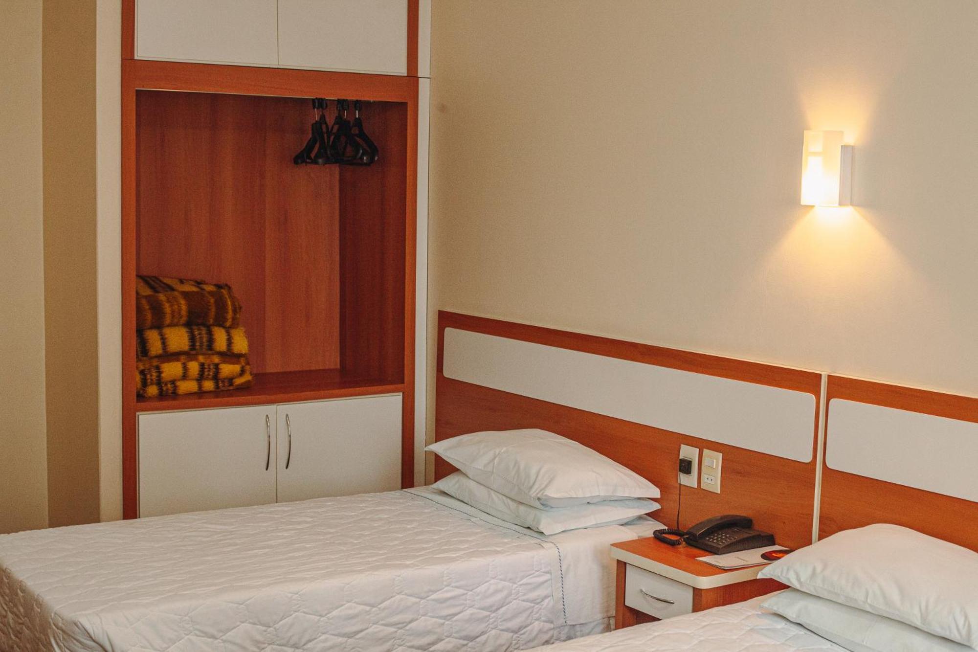 Hotel San Silvestre Tubarão Екстериор снимка