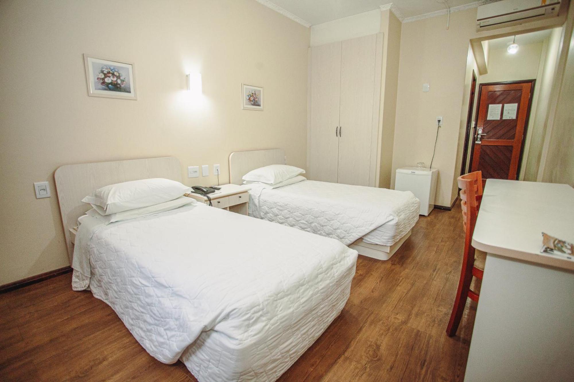 Hotel San Silvestre Tubarão Екстериор снимка