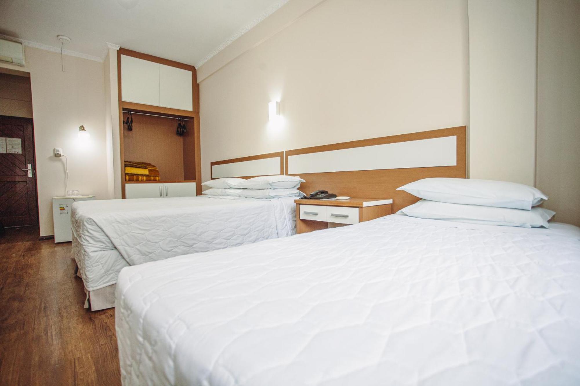 Hotel San Silvestre Tubarão Екстериор снимка